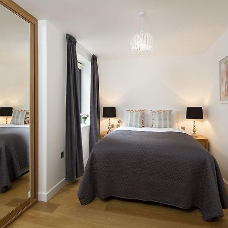 Tower Hill One Apartment Лондон Екстериор снимка
